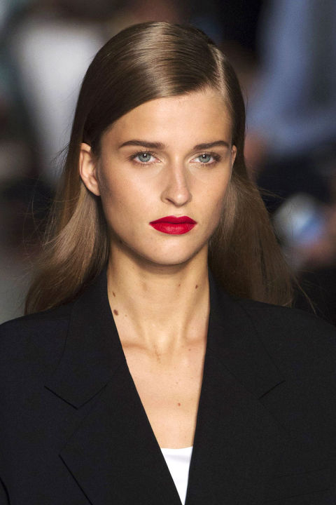 hbz ss2016 trends makeup red lips